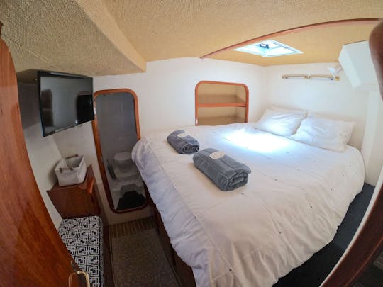 Bem-vindo ao nosso luxuoso catamarã Alliaura Mari de 48 pés com 4 cabines e 4 banheiros