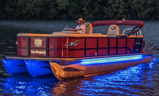 Lago Austin, pontones, capitán incluido