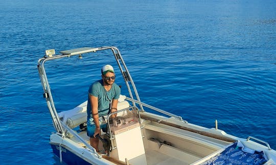 Rent a Argo Hellas boat - no license needed in Folegandros, Greece