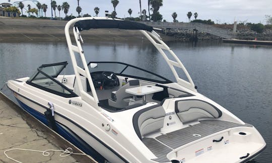 Cruise/Party With Fun and Beautiful 2020 Model NEW YAMAHA JET BOAT 20FT/ Upto 8 / San Diego Bay