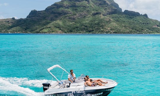 Bora Bora Private Boat Rental on Cap Camarat 17ft