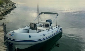 Motor Boat Tohamaran Rental in Varna