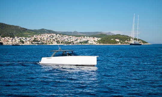 Colnago 45 ht Luxury speedboat tours Hvar