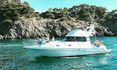 Alrededor de la costa de Positano: natación, relajación y bronceado