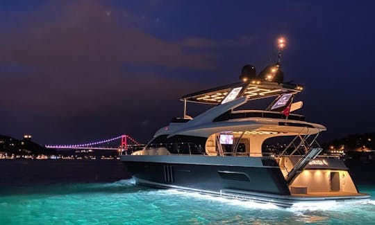 Charter a Luxurious Yacht Holding 25 in İstanbul, Turkey