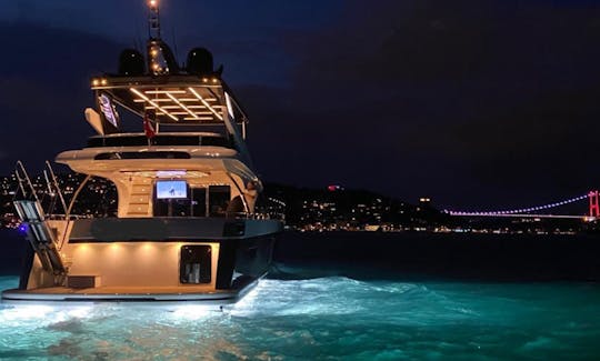 Charter a Luxurious Yacht Holding 25 in İstanbul, Turkey