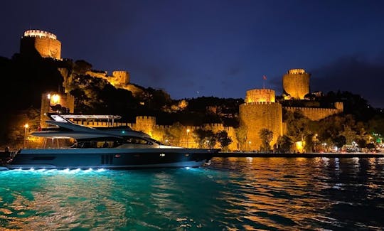 Charter a Luxurious Yacht Holding 25 in İstanbul, Turkey