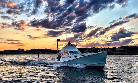 38ft Surfari a Downeast Lobster Motor Yacht Rental in Newport, Rhode Island