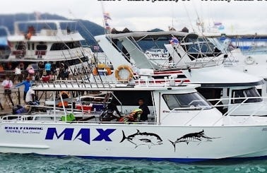 Enjoy 40' Max speed boat fishing in Phuket, Thailand