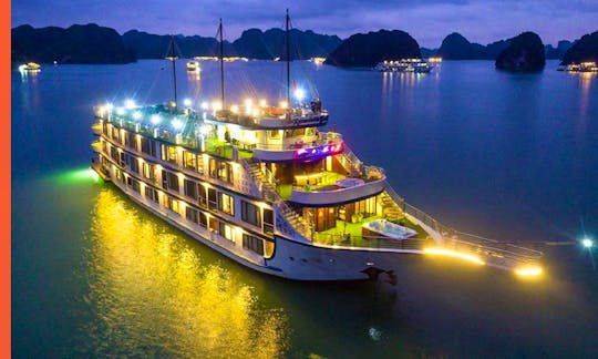 Cruise and Explore the Hidden Gem of Thành phố Hạ Long, Vietnam