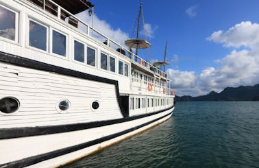 Aclass Carina cruise  - Smaller boat, better care in Halong bay