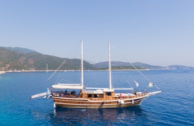 Charter the 76' Sailing Gulet "Harmonia" in Thira