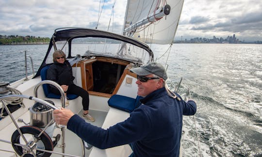 guest enjoying a sail