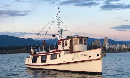 Historic Tugboat Fun Tour in Vancouver, British Columbia