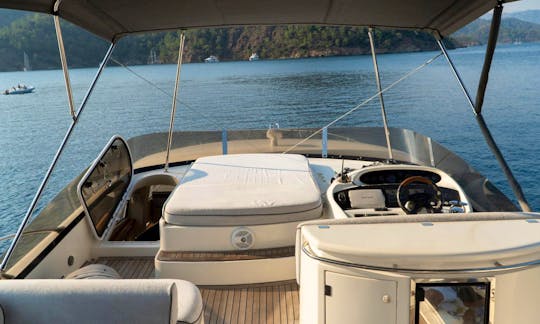 Luxury Feel 6 Person Sunseeker Motor Yacht for Rent in Muğla, Turkey