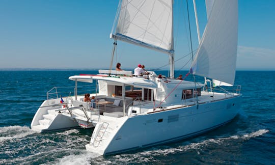 2019 Lagoon 450F Sailing Catamaran Yacht in Puerto Vallarta, Mexico