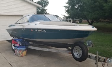 19' Maxum Bow-Rider for Tubing, Water Skiing, and Family Fun in the Sun!