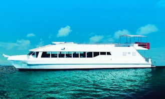 Private Luxury Catamaran, Open bar & Lunch or Dinner Cruise