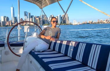 #1 Manhattan Luxury Sailboat, Champagne & Catering Service, 5-Star Accommodations at Chelsea Piers