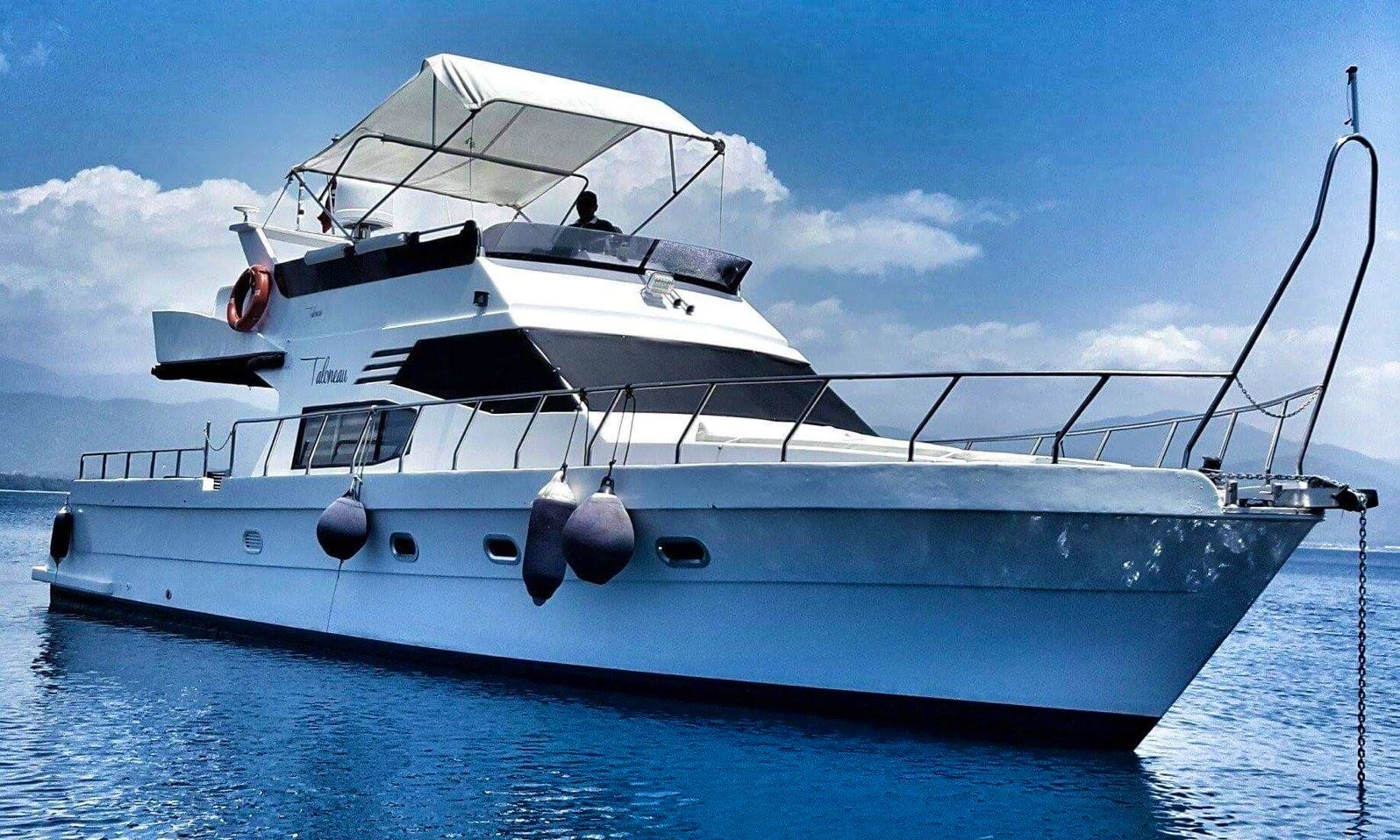 12 Person Motor Yacht Great For Group Tour And Private Events In Istanbul Turkey Getmyboat