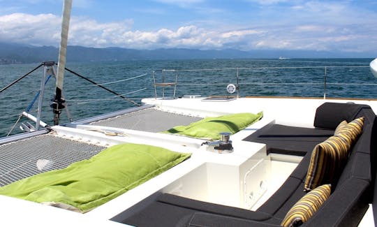 2019 Lagoon 450F Sailing Catamaran Yacht in Puerto Vallarta, Mexico