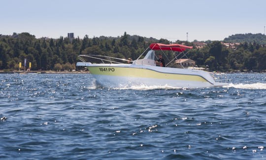 Une incroyable expérience en mer à bord du bateau à console centrale Orka 740 à Vrsar