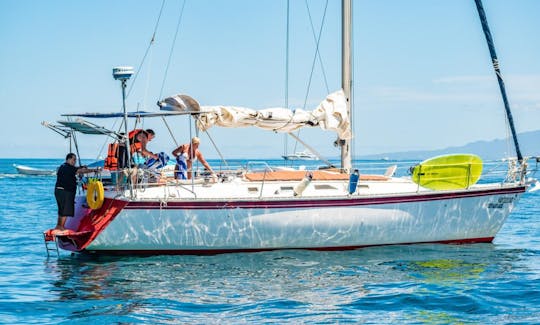 Sailing Sloop Hunter 40 in Puerto Vallarta