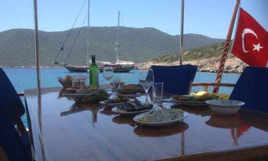 Private charter for daily and weekly boat trip on sailing Gulet HM in Bodrum