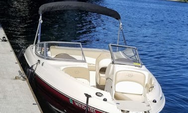 20' Stingray Deck Boat in Mercer Island, Lake Washington