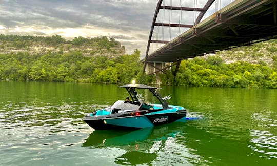 Brand new 2020 MALIBU 23 LSV. Insane surf and wakeboard wave and an insane sound system. Surf/Wake board lessons available as well.