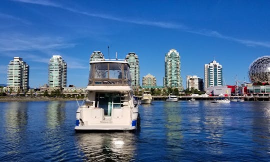 Charter Maxum SCB 4600 Limited Edition for hire in Vancouver, British Columbia