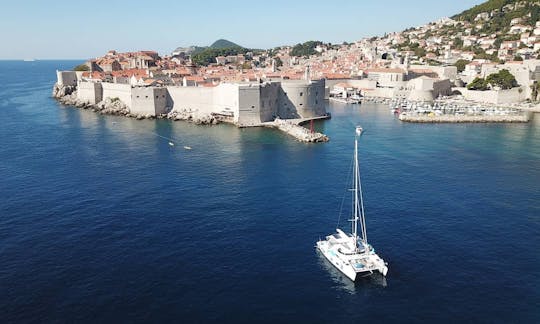 Charter the Mala Lagoon 570 Cruising Catamaran in Babino Polje, Croatia