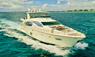 85 Azimut - Luxury Motor Yacht in South Florida