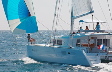 Chartered Cruise with Lagoon 450F per day