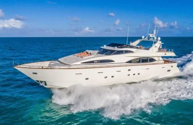 Charter this Huge 100' Azimut Mega Yacht with Jacuzzi! Miami, FL