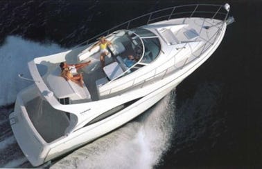 Spacious Luxury Motor Yacht Rental in Washington DC