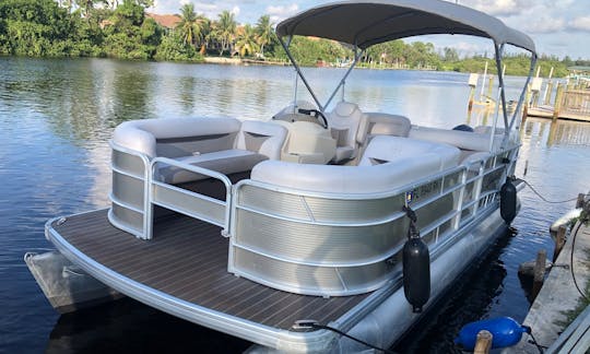 2018 Godfrey Sweetwater 23' Pontoon Available Throughout All SWFL