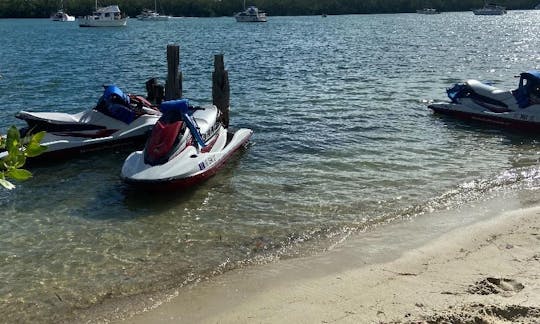 Flawless Yamaha EX Sport Waverunner en alquiler en Miami Beach