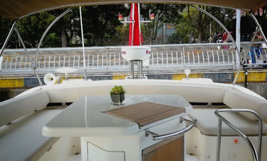 Azimut 47Motor Yacht in Shanghai Shi, China