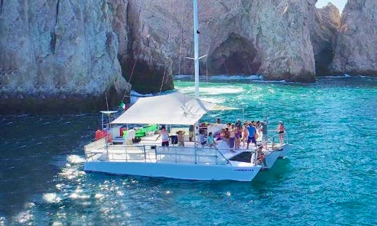 Enjoy paradise in a private all inclusive boat in Los Cabos