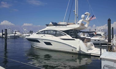 2019 45' Sea Ray Motor Yacht Charter for 12 People in New York