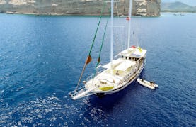 Charter 86' Helin Sultan Deluxe Gulet with A.C in Turkey