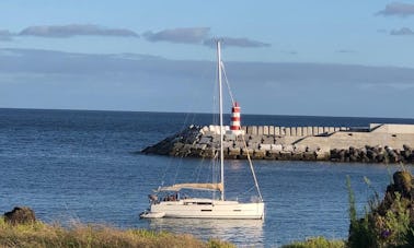 Dufour 382 Grand `Large Charter - SCAFO - Base Horta, Isla de Faial, Azores