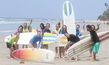 Lección de surf para principiantes e intermedios en Santa Teresa