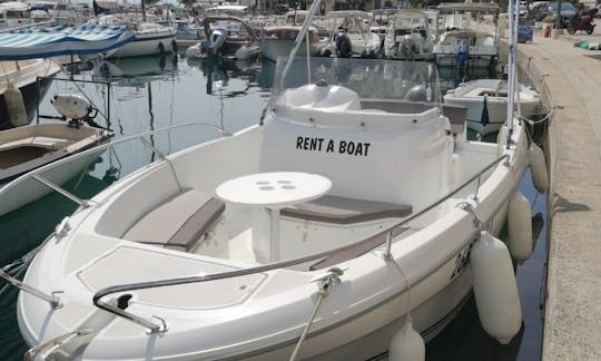 Jeanneau Cap Camarat 6.5 CC Series de 23 pies en alquiler o alquiler en Podgora