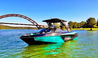 New Malibu 23 LSV Wakeboat for Rent in Austin, Texas!!