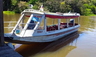 10 Person Boat for Rental in Amazonas, Brazil
