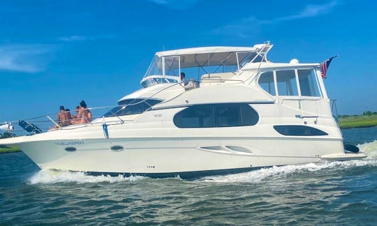 Silverton 43 Motor Yacht Rental in Long Beach, New York Boat Rides / Day-Sunset Cruises Up to 6 Passengers Maximum. Please, No Exceptions!