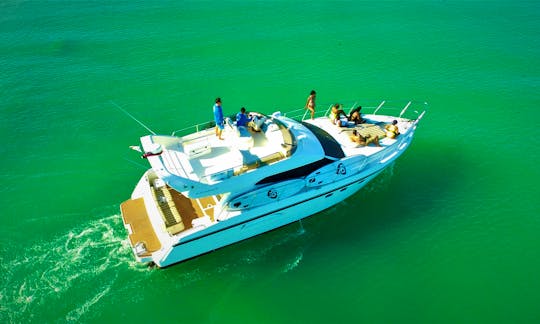 47' Tres Piratas Yacht in Tulum - Afternoon Charter