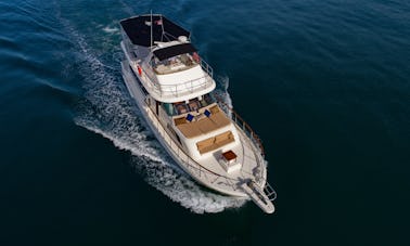 Hatteras Classic 58' Power Mega Yacht in Puerto Vallarta, Mexico